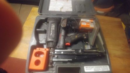 Paslode finish gun with nails