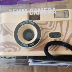 New Urban Outfitters Cream Swirl 35mm Flash Camera
