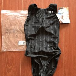 NEW))TYR tech swimsuit size 28