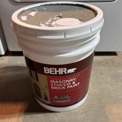 Behr 5 gallon Dark Dark Grey Flat Latex Masonry, Stucco and Brick Interior/Exterior Paint  5 Galones