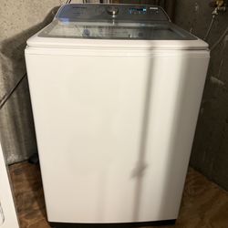 Moving sale Samsung Top Load Washing Machine (2021) – Excellent Condition