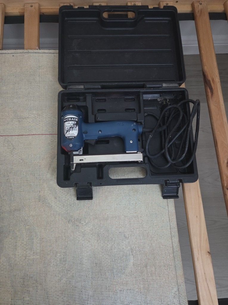 Power Tacker