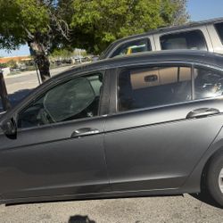 Honda 2009 Clean Title 