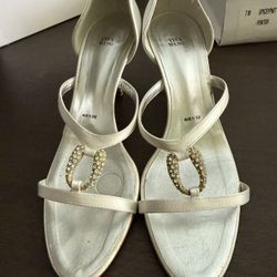 Women’s Vera Wang Heels 