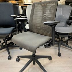 🔥CLEARANCE SALE!🔥STEELCASE THINK CHAIR FULLY ADJUSTABLE ARMS AND LUMBAR SUPPORT SEAT DEPTH TILT LOCK ADJUSTMENTS 