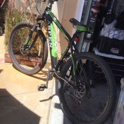 Aspen Super Sport Mountain Bike 