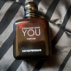 Stronger With Parfum 