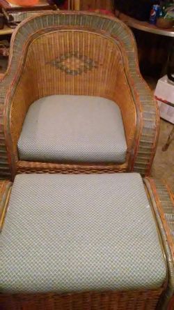 Vintage Rattan chair with ottamon