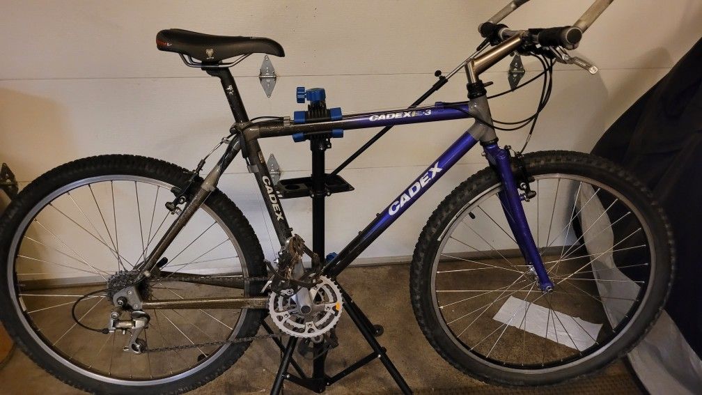 Vintage 1993 Giant Cadex CFM3 Mountain Bike