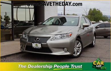 2015 Lexus ES