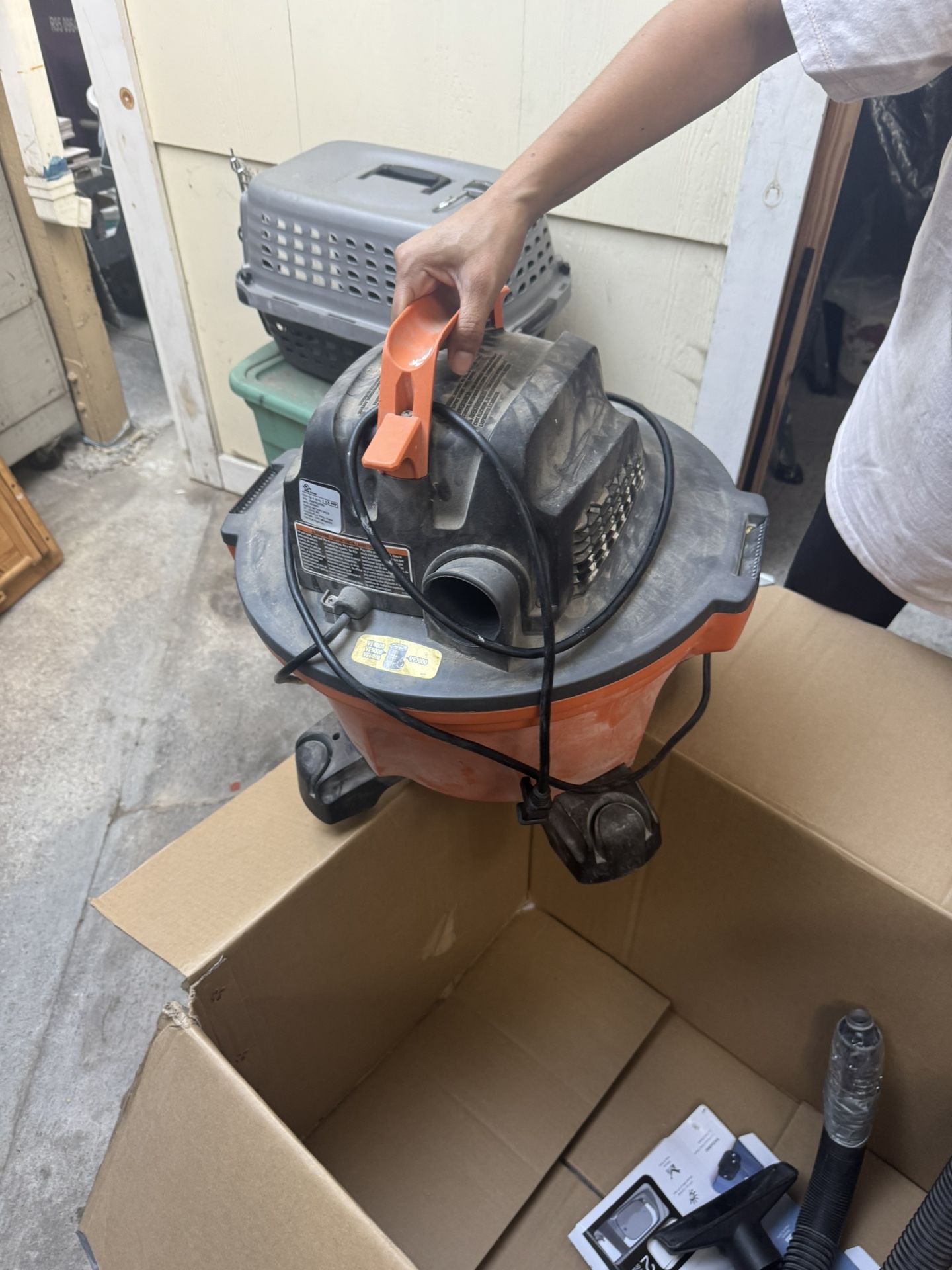 Rigid 6 Gallon 3.5 Peak HP NXT Shop Vacuum Wet Dry Vac with General Debris Filter, Locking Hose and Accessory Attachments