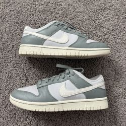 Nike Dunk Low Mica Green 6.5 