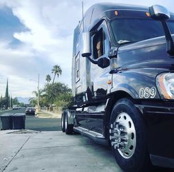 2009 frieghtliner cascadia