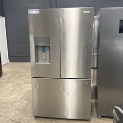 Frigidaire Gallery Smudge Proof Refrigerator SM ZB