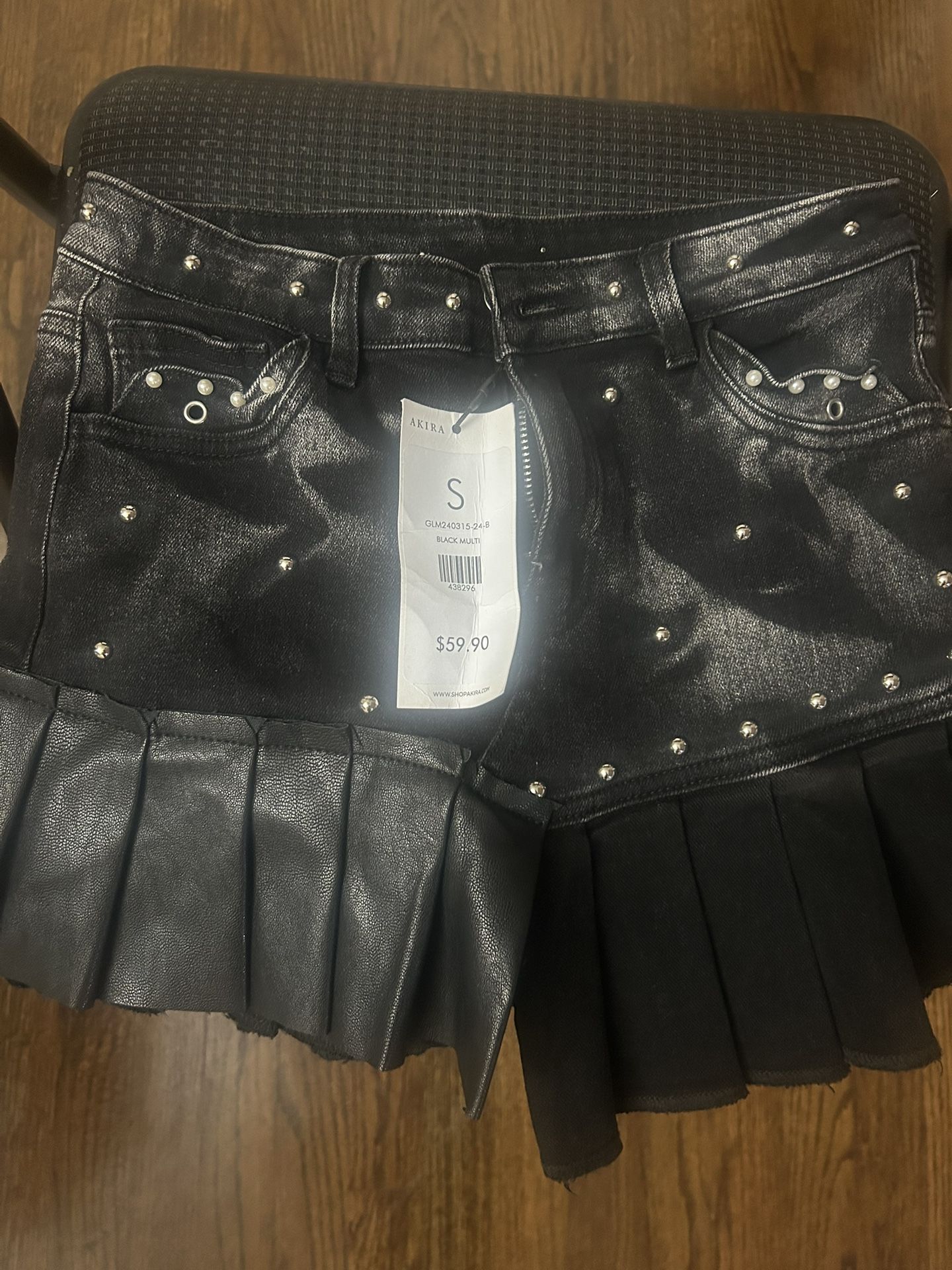 Akira Skirt