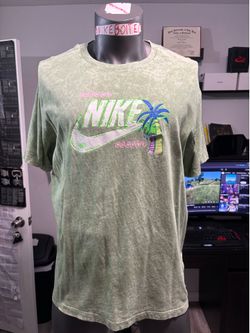 Nike Mens XLarge Palm Tree Tropical Embroidery Green SS T Shirt Retro Stressed