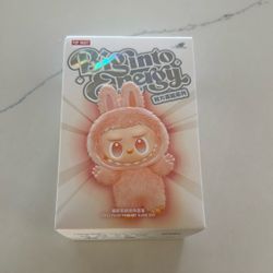 Labubu Big Into Energy 