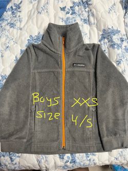 Boys sweater size 4/5T