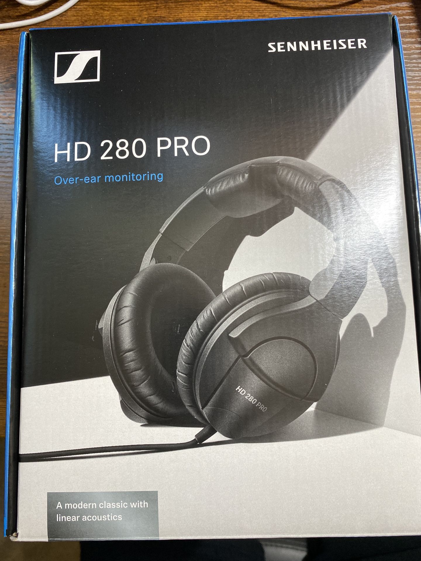 Sennheiser HD 280 Pro - Studio Monitoring Headphones