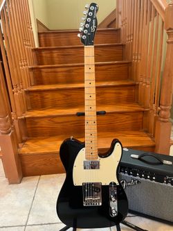 Squier Standard Telecaster (Mint) w/ Fender Amp