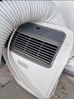 Black Decker AC