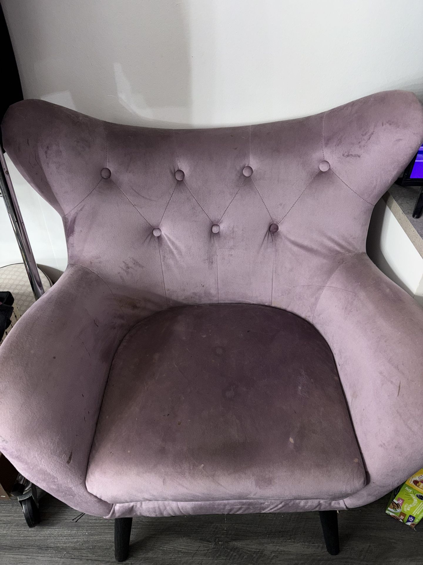 chair/ sofa