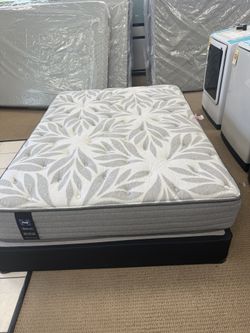 Queen Mattress 
