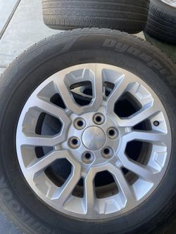 18” 6 Lug Chevy GMC  Wheels With 265/60R18 Tires