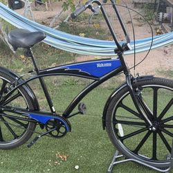 Schwinn Kokomo Cruiser Bike.