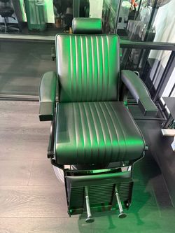 Professional Barber Chair Black Vinyl
