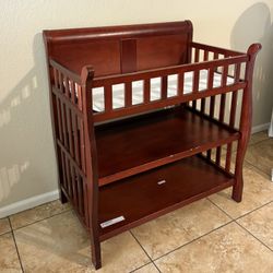 Changing Table | Cambiador