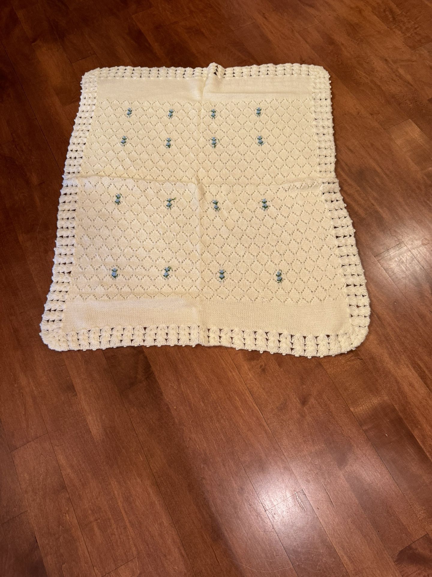 Vintage 1980S Baby Knit Blanket Shipping Available