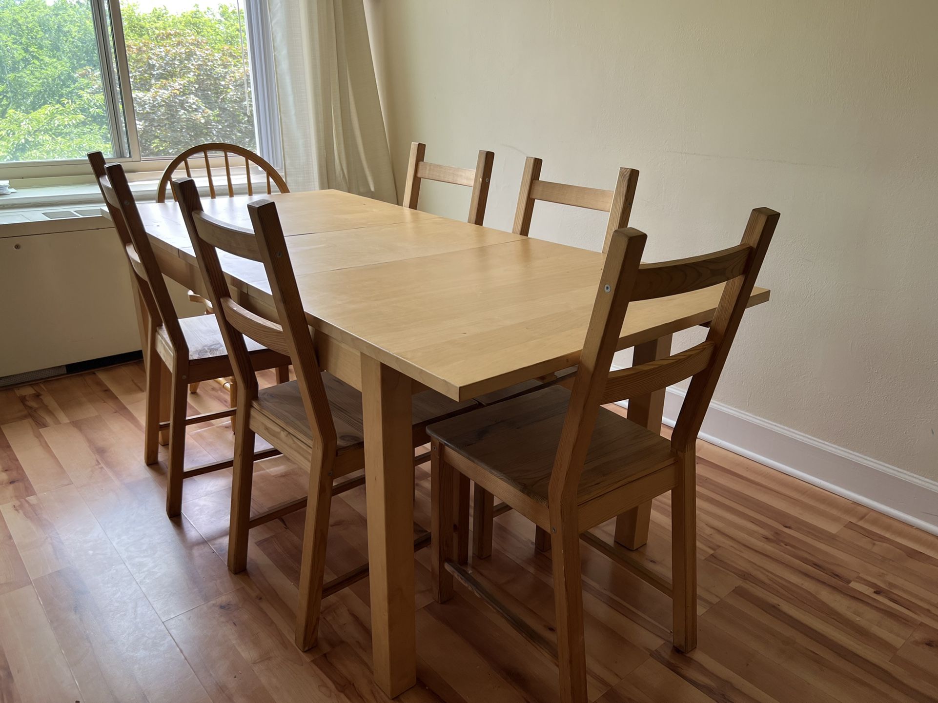 Table with Chairs