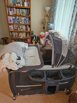 Pack and play