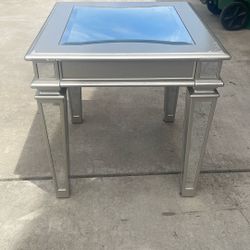 Nightstand/Side Table 