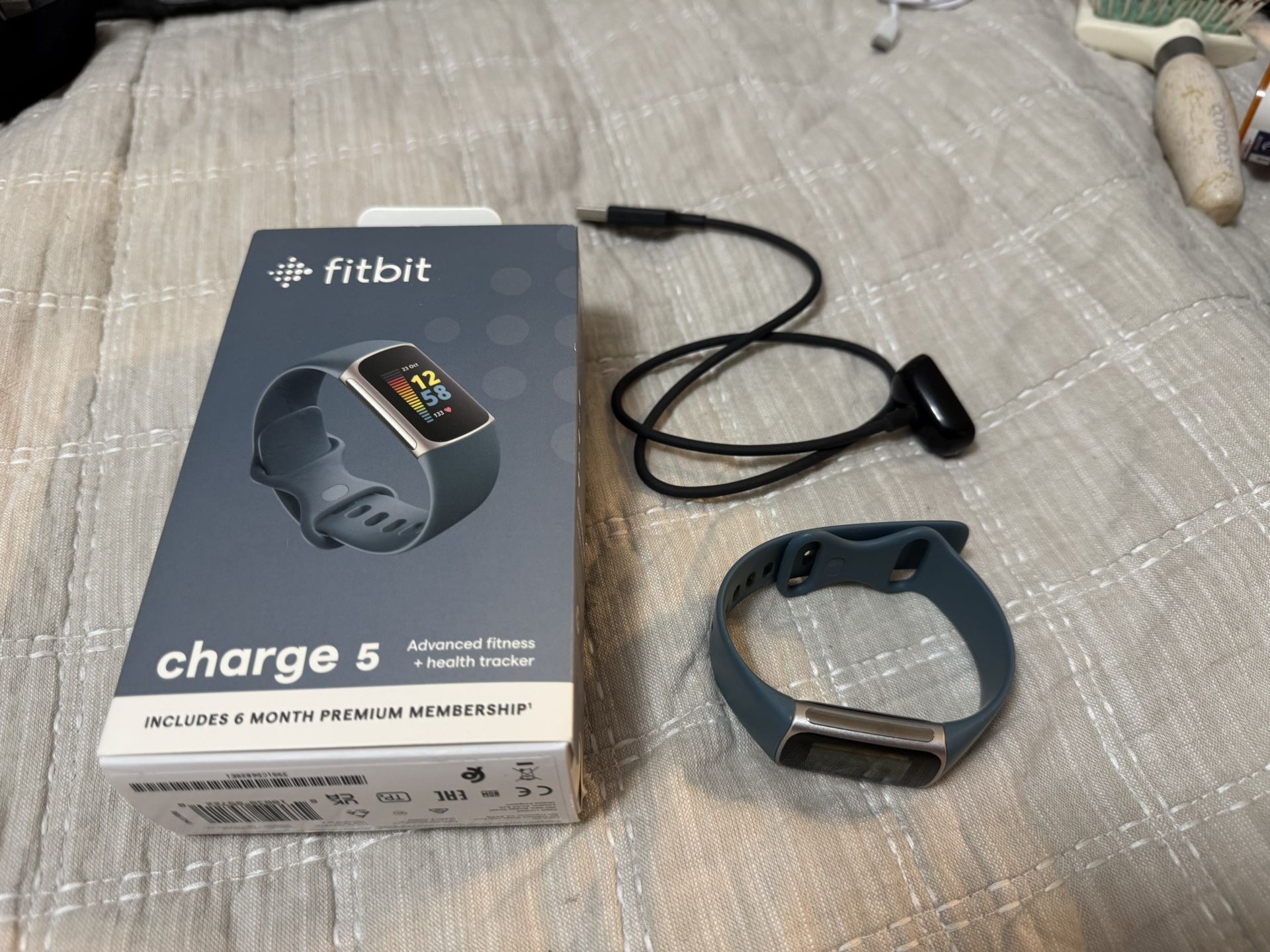 Fitbit Charge 5