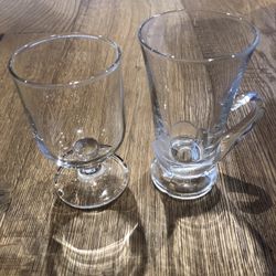 2 Wine Glasses