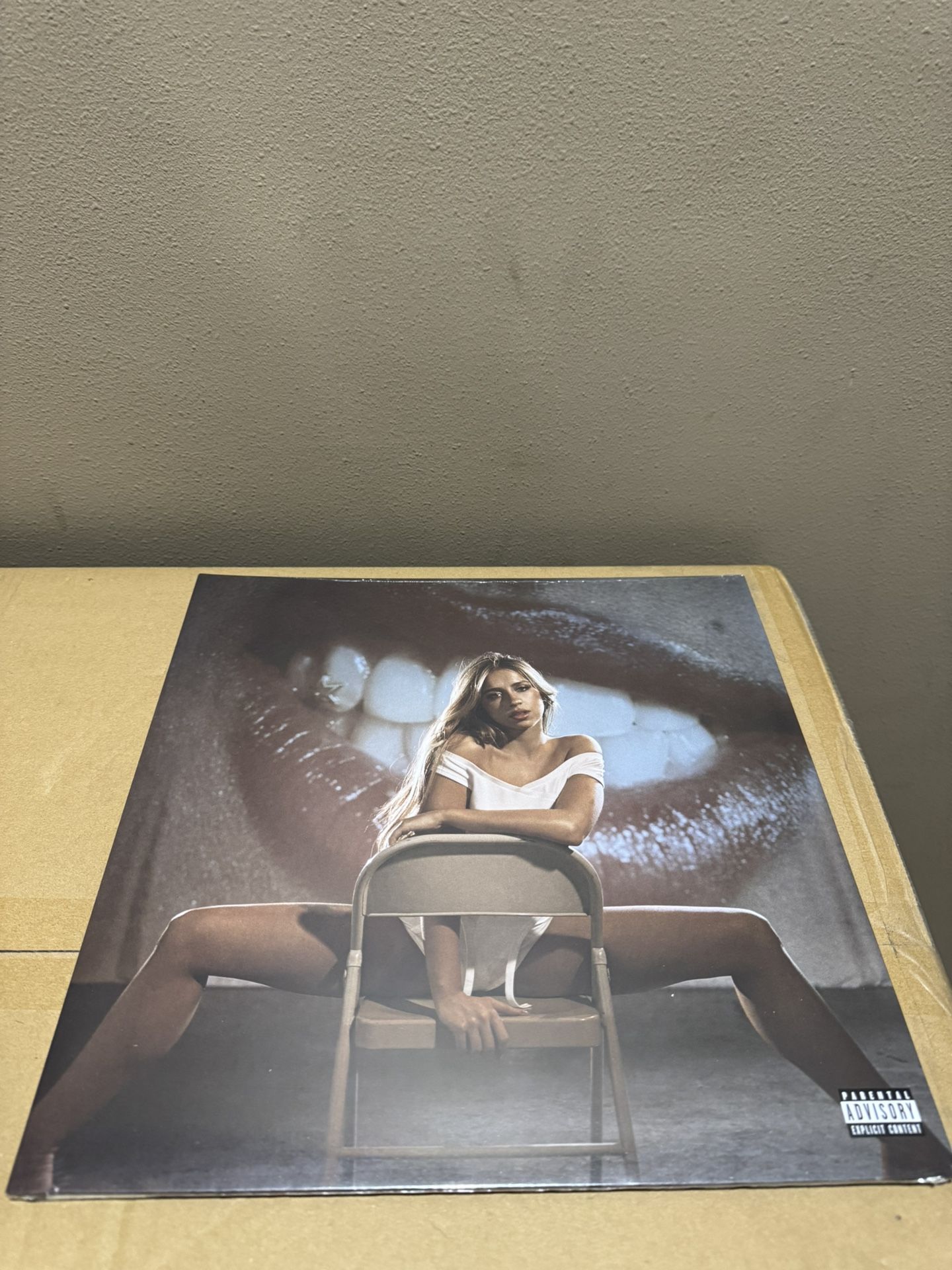 Tate McRae So Close To What Limited Alternate Cover LP + Signed Poster SEALED
