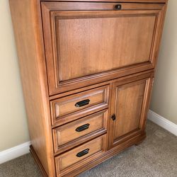Sedona Laptop Armoire/ great condition/ good shape/ no damages
