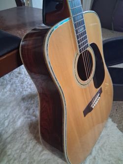 Acoustic/Electric Guitar
