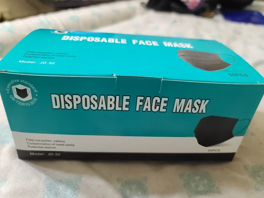 Black Disposable face mask (50 PCS)