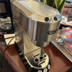 Delonghi Expresso Machine