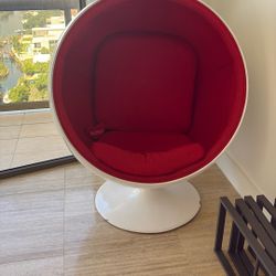 Unique Globe Ball Chair 