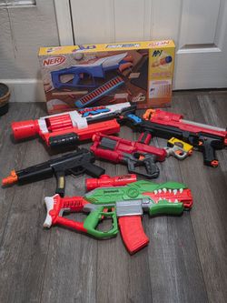 Nerf Guns 1 new in box