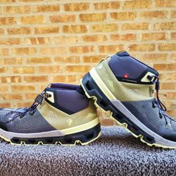 On Cloudtrax Reseda Lavender Womens Hiking Treking Waterproof Shoes US Size 7 
