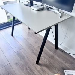 IKEA Trotten Desk