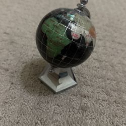 Globe Gem 