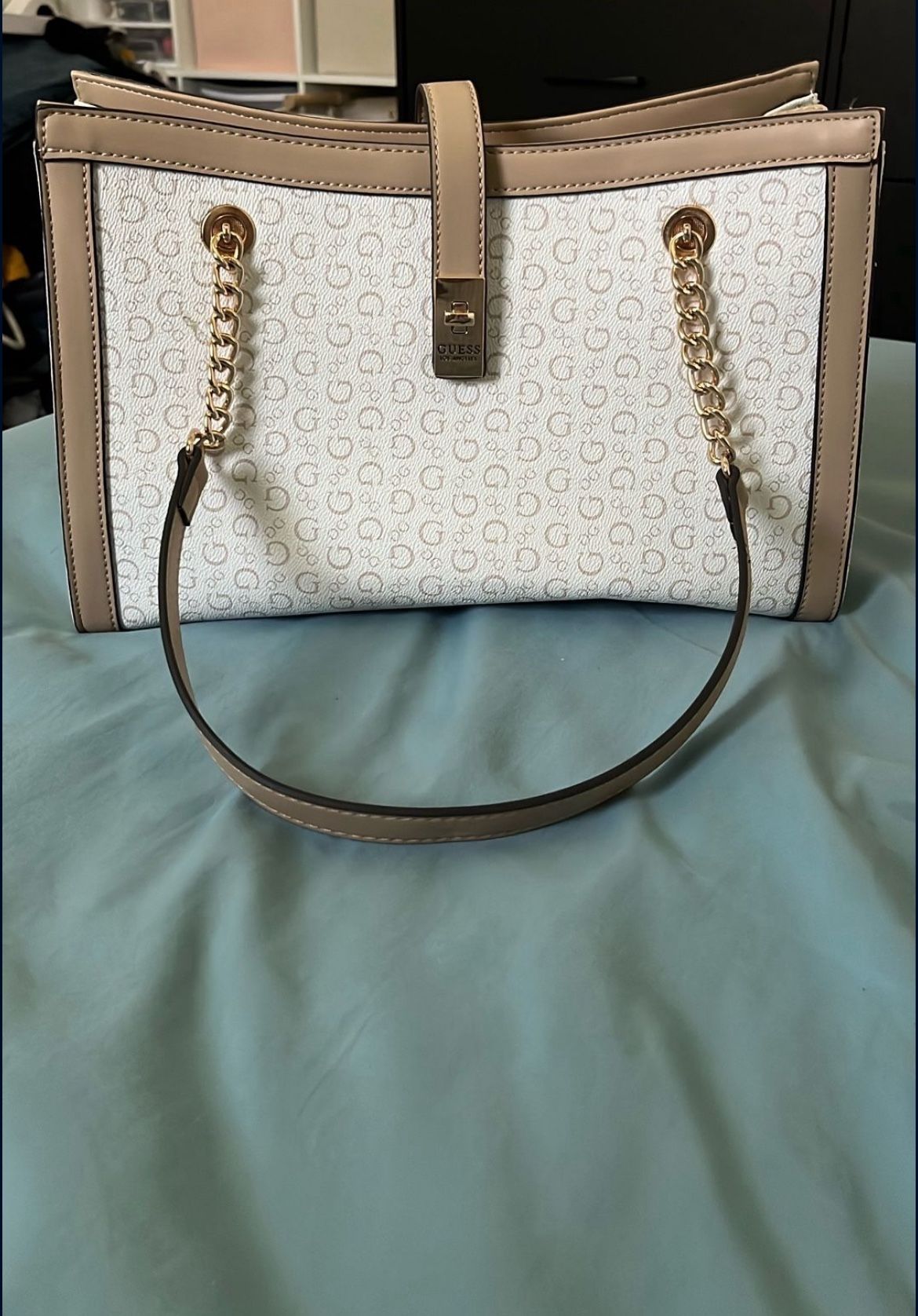 GUESS bag