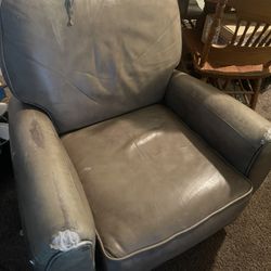 Free Recliner