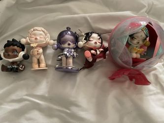 Skull Panda Figures